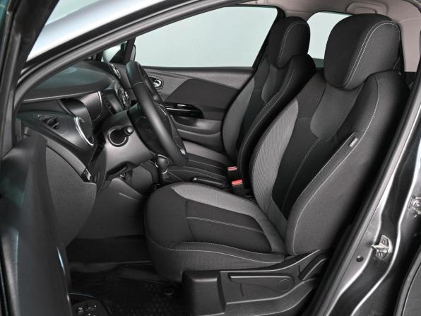 Renault Kaptur I Рестайлинг с пробегом 2021 года, цена 1 799 000 рублей, 39799 км, внедорожник, Автокод Объявления