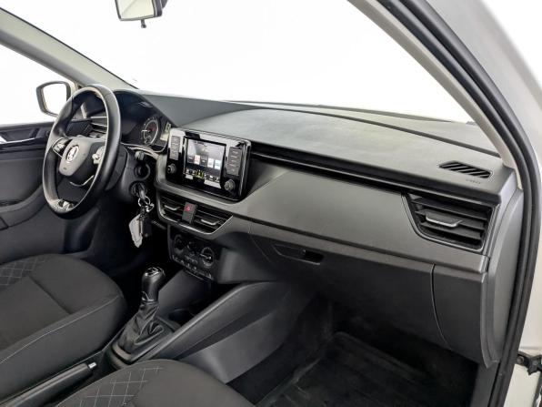 Skoda Rapid II с пробегом 2021 года, цена 1 250 000 рублей, 156510 км, лифтбек, Автокод Объявления