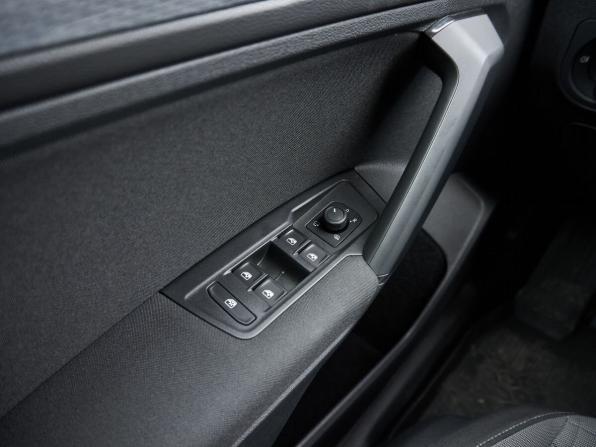 Volkswagen Tiguan II Рестайлинг с пробегом 2021 года, цена 3 044 000 рублей, 33165 км, внедорожник, Автокод Объявления