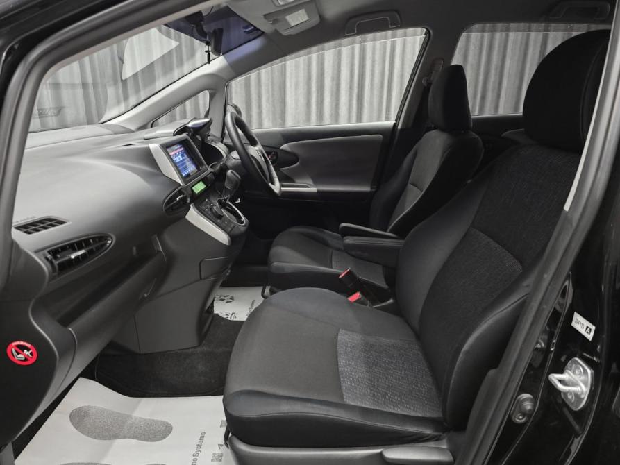 Toyota Wish II Красноярск  - изображение 14