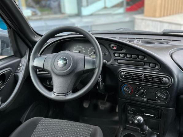 Chevrolet Niva I Рестайлинг с пробегом 2017 года, цена 709 000 рублей, 102018 км, внедорожник, Автокод Объявления