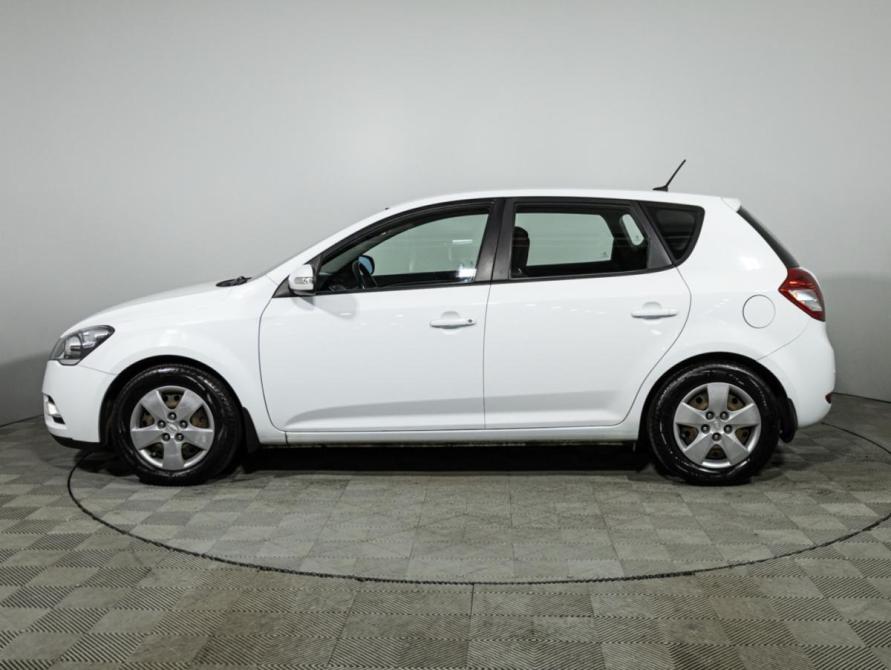 Kia Ceed I Рестайлинг Санкт-Петербург  - изображение 9