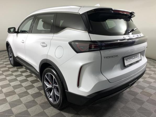 Chery Tiggo 7L I с пробегом 2024 года, цена 2 697 000 рублей, 1199 км, внедорожник, Автокод Объявления