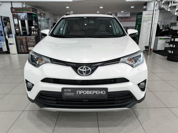 Toyota RAV4 IV (XA40) Рестайлинг с пробегом 2017 года, цена 2 099 000 рублей, 177901 км, внедорожник, Автокод Объявления