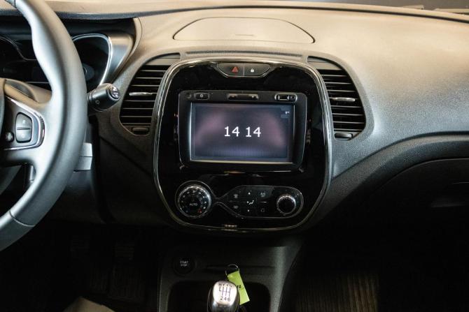 Renault Kaptur I с пробегом 2018 года, цена 1 349 000 рублей, 93661 км, внедорожник, Автокод Объявления