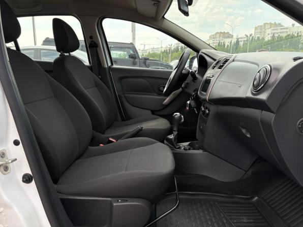 Renault Logan II Рестайлинг с пробегом 2020 года, цена 1 100 000 рублей, 83012 км, седан, Автокод Объявления