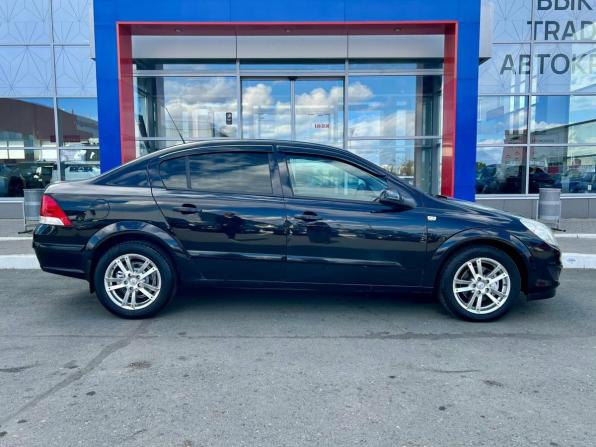 Opel Astra H Рестайлинг с пробегом 2008 года, цена 550 000 рублей, 176330 км, седан, Автокод Объявления