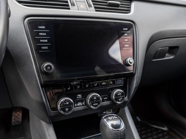 Skoda Octavia III (A7) Рестайлинг с пробегом 2020 года, цена 2 189 900 рублей, 110178 км, лифтбек, Автокод Объявления