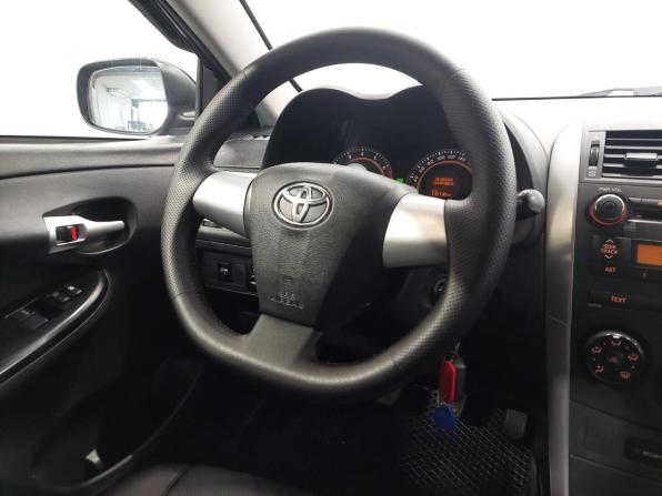 Toyota Corolla X (E140 E150) Рестайлинг с пробегом 2010 года, цена 800 000 рублей, 132000 км, седан, Автокод Объявления