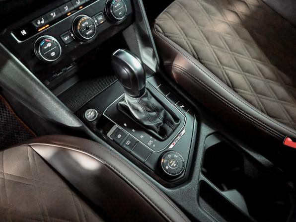 Volkswagen Tiguan II с пробегом 2020 года, цена 2 850 000 рублей, 46258 км, внедорожник, Автокод Объявления