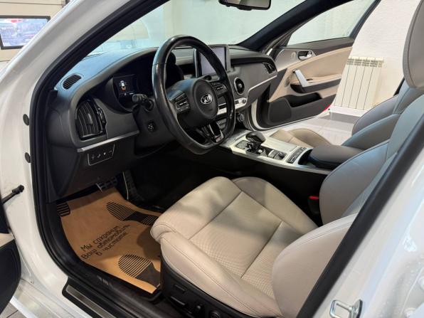 Kia Stinger I с пробегом 2018 года, цена 2 515 000 рублей, 78162 км, лифтбек, Автокод Объявления