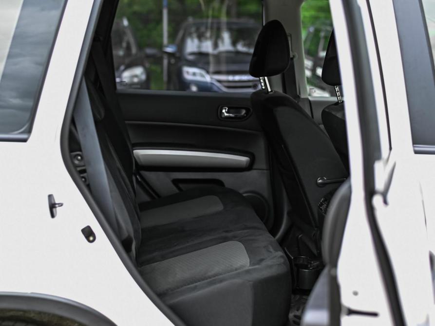 Nissan X-Trail II Рестайлинг Санкт-Петербург  - изображение 12
