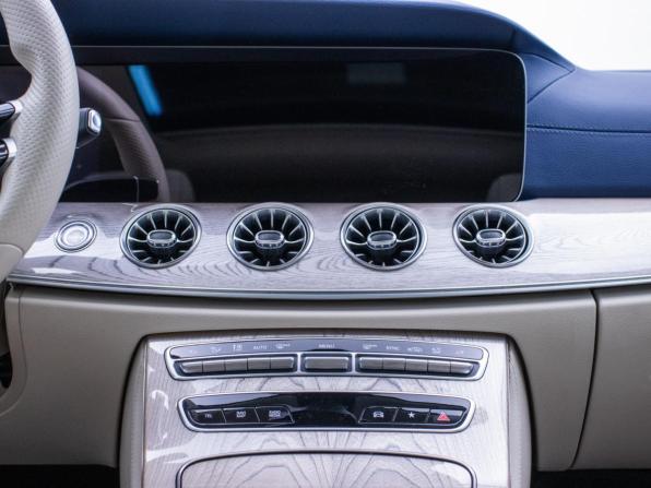 Mercedes-Benz E-Класс V (W213 S213 C238) Рестайлинг с пробегом 2021 года, цена 5 598 000 рублей, 58000 км, купе-хардтоп, Автокод Объявления