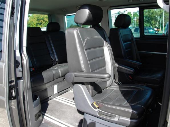 Volkswagen Multivan T6 Рестайлинг с пробегом 2020 года, цена 5 195 000 рублей, 145312 км, минивэн, Автокод Объявления