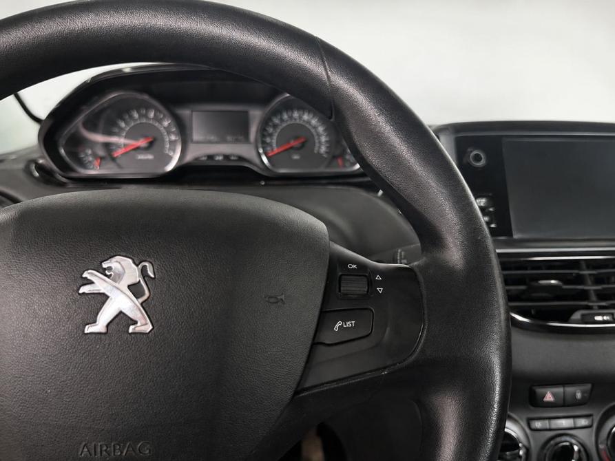 Peugeot 208 I Уфа  - изображение 10