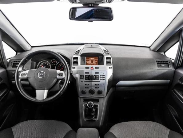 Opel Zafira B Рестайлинг с пробегом 2013 года, цена 849 000 рублей, 216313 км, компактвэн, Автокод Объявления