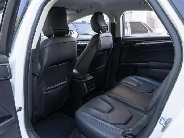 Ford Mondeo V с пробегом 2014 года, цена 1 499 000 рублей, 154075 км, седан, Автокод Объявления