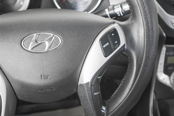 Hyundai Avante V с пробегом 2011 года, цена 919 000 рублей, 214450 км, седан, Автокод Объявления