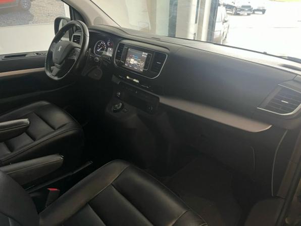 Peugeot Traveller I с пробегом 2019 года, цена 2 499 000 рублей, 107414 км, минивэн, Автокод Объявления