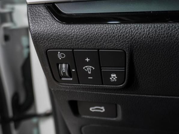 Kia K5 III Рестайлинг с пробегом 2024 года, цена 4 719 000 рублей, 31111 км, седан, Автокод Объявления