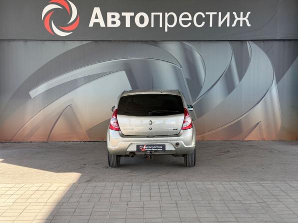 Renault Sandero I с пробегом 2014 года, цена 645 000 рублей, 176230 км, хэтчбек, Автокод Объявления