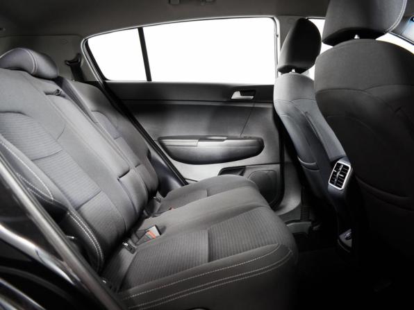 Kia Sportage IV с пробегом 2018 года, цена 1 750 000 рублей, 220000 км, внедорожник, Автокод Объявления