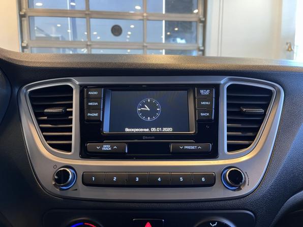 Hyundai Solaris II Рестайлинг с пробегом 2022 года, цена 1 781 000 рублей, 93231 км, седан, Автокод Объявления
