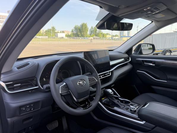 Toyota Highlander IV (XU70) с пробегом 2026 года, цена 5 200 000 рублей, 17 км, внедорожник, Автокод Объявления