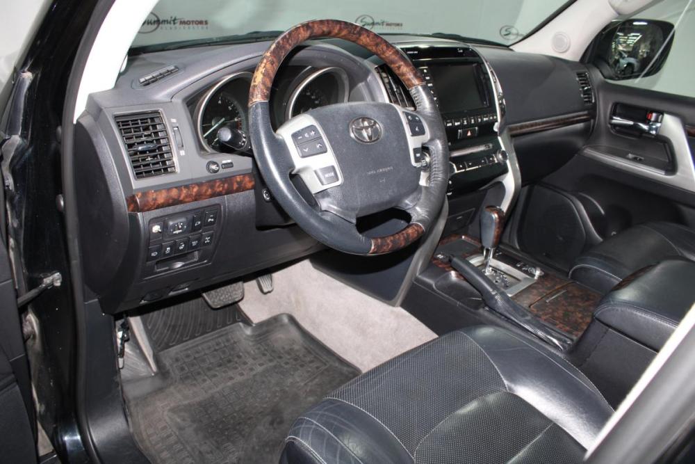 Toyota Land Cruiser 200 Series Рестайлинг 1 Владивосток  - изображение 23