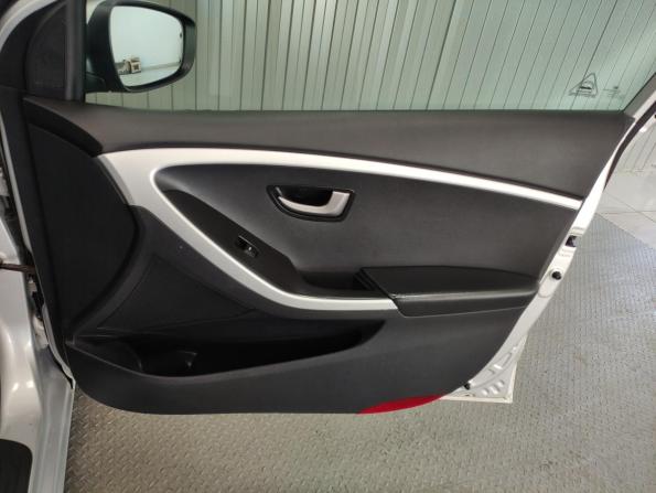 Hyundai i30 II Рестайлинг с пробегом 2016 года, цена 999 000 рублей, 159650 км, хэтчбек, Автокод Объявления