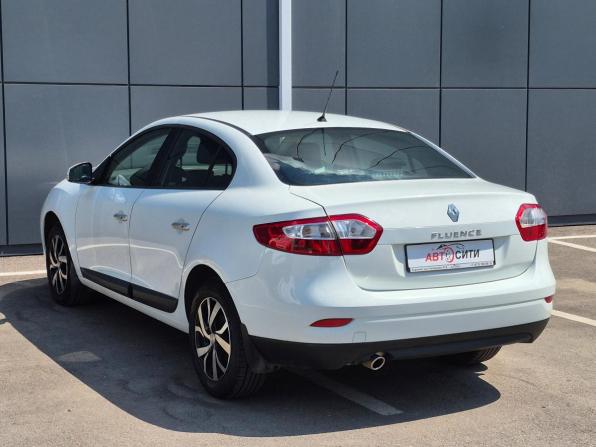 Renault Fluence I Рестайлинг с пробегом 2014 года, цена 885 000 рублей, 167195 км, седан, Автокод Объявления