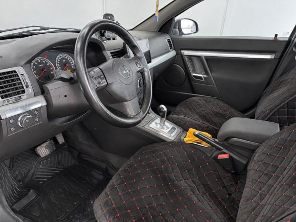 Opel Vectra C Рестайлинг с пробегом 2006 года, цена 529 000 рублей, 317774 км, седан, Автокод Объявления