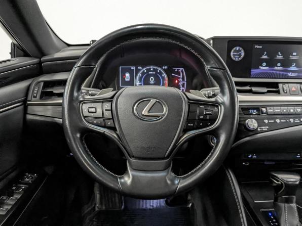 Lexus ES VII с пробегом 2021 года, цена 4 115 000 рублей, 74525 км, седан, Автокод Объявления