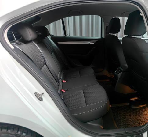 Skoda Octavia III (A7) с пробегом 2016 года, цена 1 555 000 рублей, 93011 км, лифтбек, Автокод Объявления
