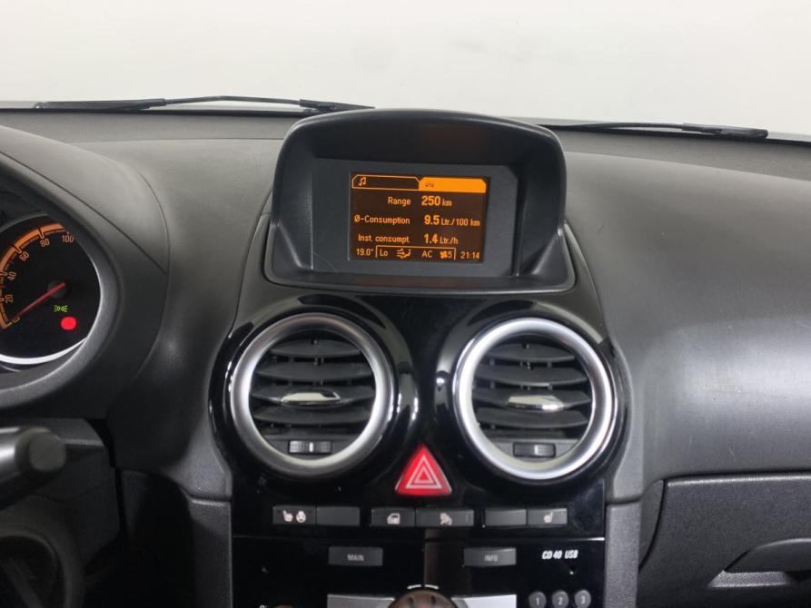 Opel Corsa D Рестайлинг II Москва  - изображение 15