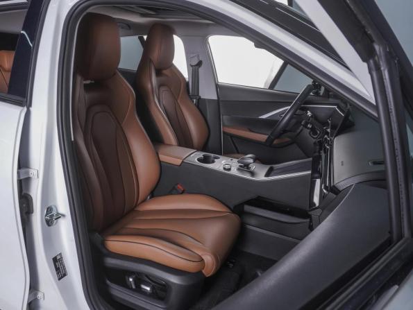 Omoda C5 I с пробегом 2022 года, цена 1 730 000 рублей, 31860 км, внедорожник, Автокод Объявления