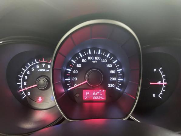 Kia Rio III Рестайлинг с пробегом 2015 года, цена 1 030 000 рублей, 120536 км, седан, Автокод Объявления