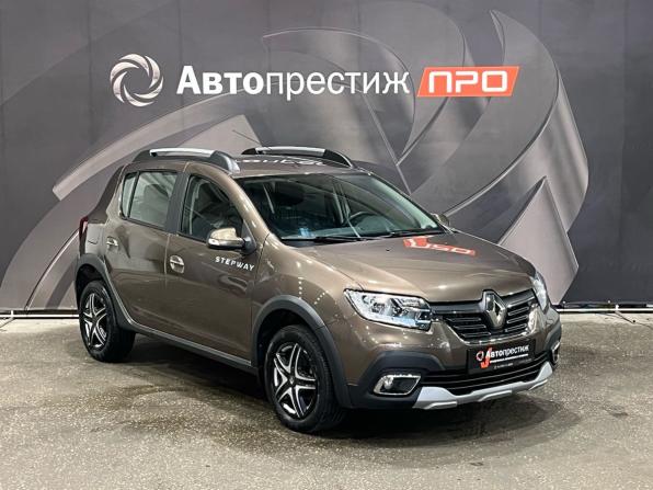 Renault Sandero II Рестайлинг с пробегом 2019 года, цена 1 099 000 рублей, 85965 км, хэтчбек, Автокод Объявления