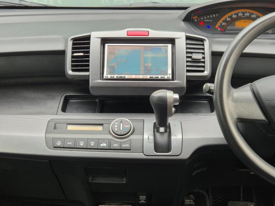 Honda Freed I Екатеринбург  - изображение 10