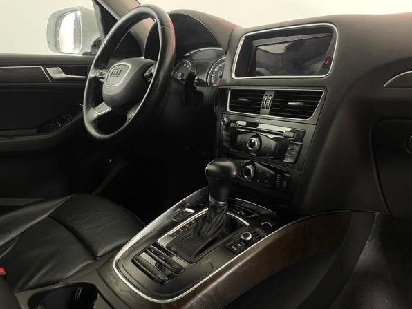 Audi Q5 I (8R) Рестайлинг с пробегом 2015 года, цена 1 711 000 рублей, 259932 км, внедорожник, Автокод Объявления
