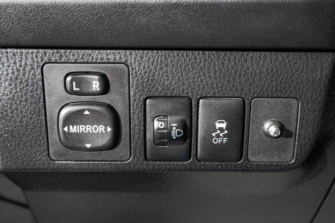 Toyota RAV4 IV (XA40) с пробегом 2013 года, цена 1 859 000 рублей, 179000 км, внедорожник, Автокод Объявления