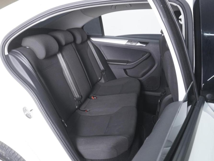 Volkswagen Jetta VI Рестайлинг Ростов-на-Дону  - изображение 7