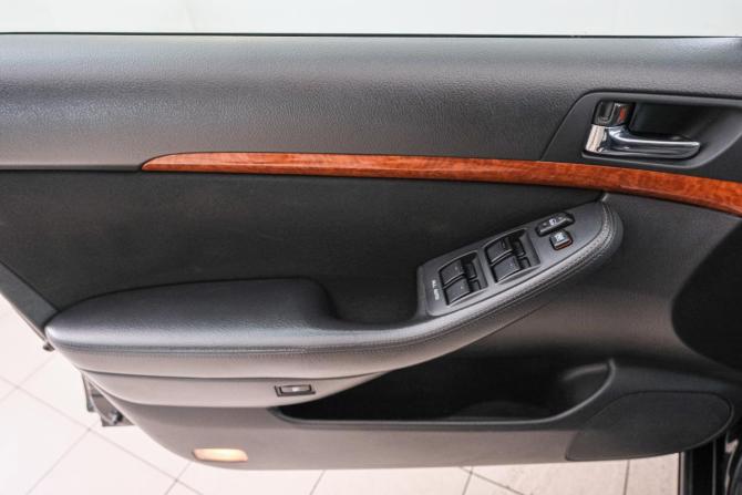 Toyota Avensis II Рестайлинг с пробегом 2008 года, цена 959 000 рублей, 280384 км, седан, Автокод Объявления