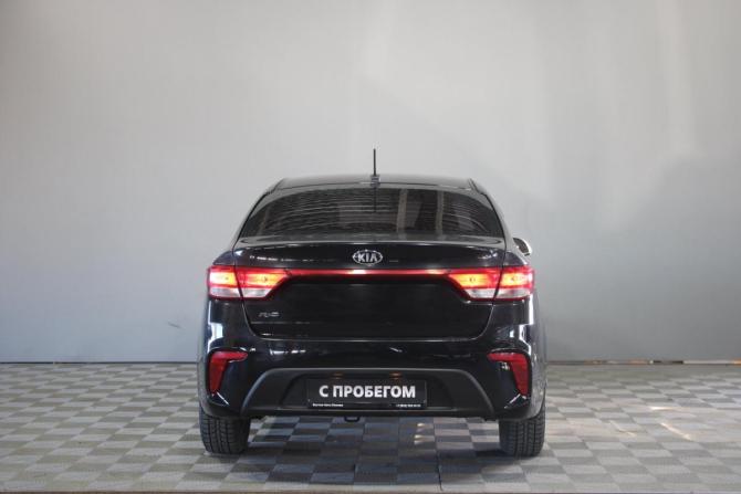 Kia Rio IV с пробегом 2018 года, цена 1 349 000 рублей, 93000 км, седан, Автокод Объявления