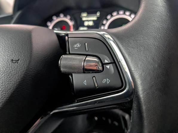Skoda Rapid II с пробегом 2022 года, цена 1 595 000 рублей, 73274 км, лифтбек, Автокод Объявления
