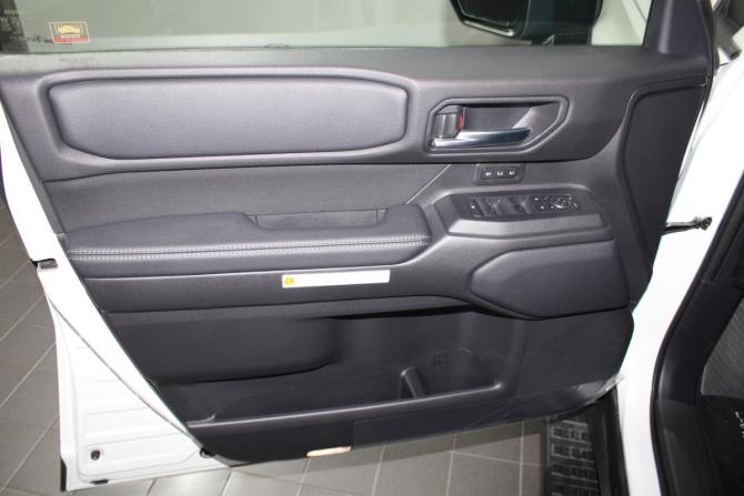 Toyota Land Cruiser Prado 250 Series с пробегом 2026 года, цена 13 900 000 рублей, 10 км, внедорожник, Автокод Объявления