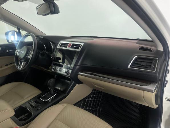 Subaru Outback V Рестайлинг с пробегом 2017 года, цена 2 100 000 рублей, 140401 км, универсал, Автокод Объявления