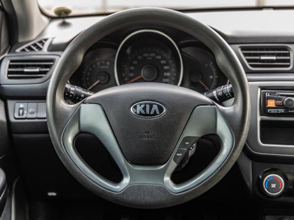 Kia Rio III Рестайлинг с пробегом 2016 года, цена 998 000 рублей, 80348 км, седан, Автокод Объявления