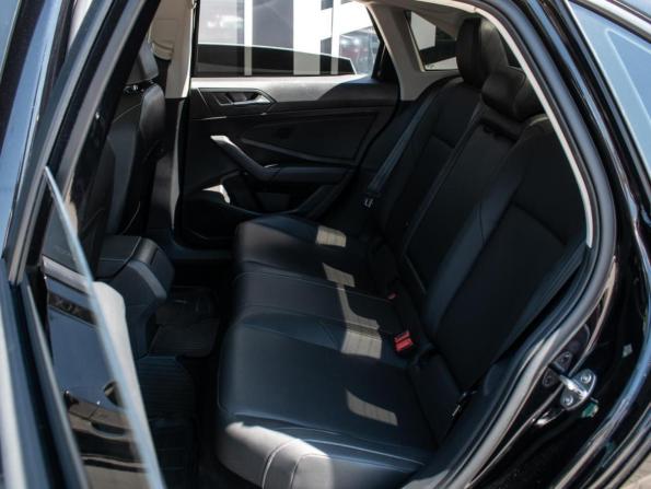 Volkswagen Jetta VII с пробегом 2021 года, цена 2 080 000 рублей, 105399 км, седан, Автокод Объявления