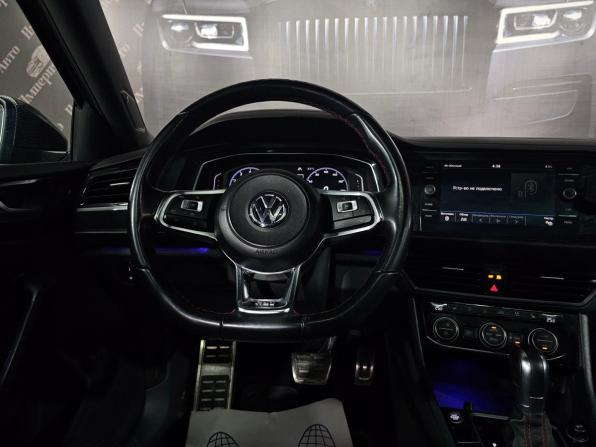 Volkswagen Jetta VII с пробегом 2019 года, цена 2 450 000 рублей, 133400 км, седан, Автокод Объявления